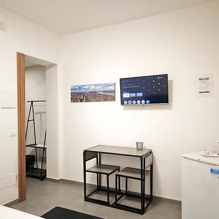 Raggio Di Sole 3 4* 바리